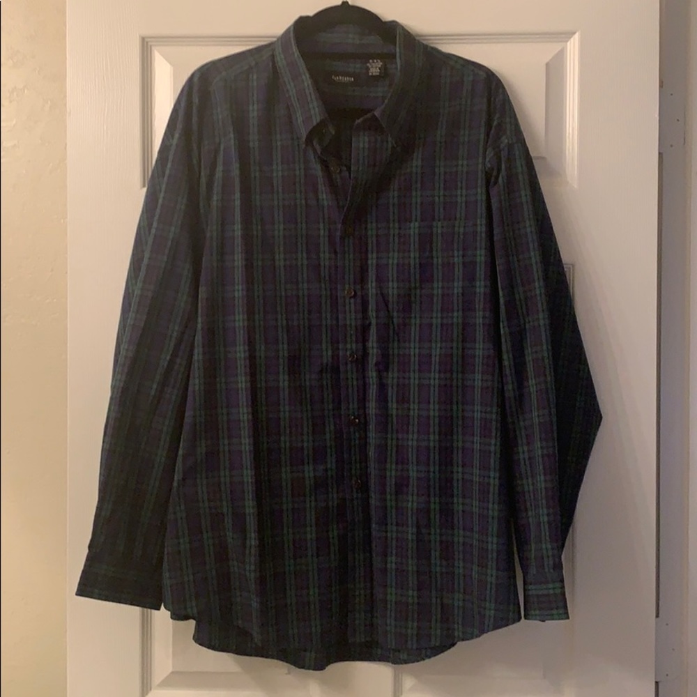 Men’s casual Button down